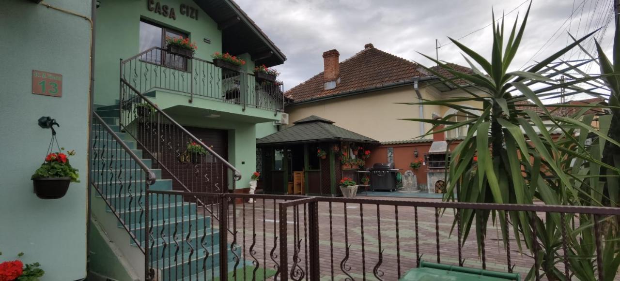 Casa Cizi Hotel Călimăneşti Exterior foto
