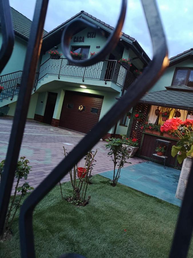 Casa Cizi Hotel Călimăneşti Exterior foto